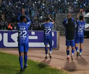 استقلال - فولاد با حضور تماشاگران برگزار می‌شود