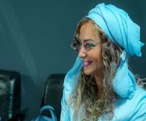 سکانس منشوری| بابای نفیسه روشن نمیذاره دخترش با پسر تعمیرکار تو اتاق تنها باشن