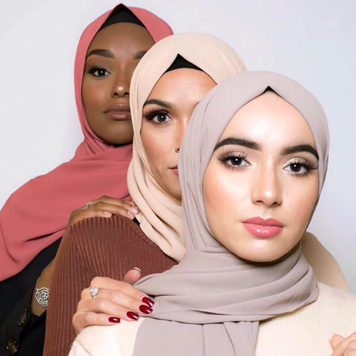 shawl-for-womens-with-dark-skin