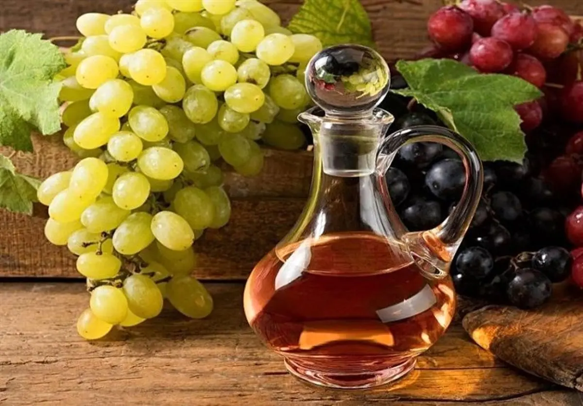 پاک کردن تاتو ابرو در خانه