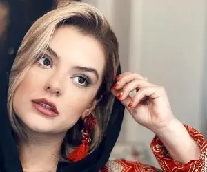 واکسن زدن دنیا مدنی و پیش مرگ شدنش برای مردم ایران!