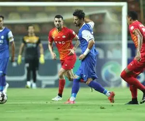 ساعت بازی امروز استقلال و فولاد خوزستان امروز 9 آذر