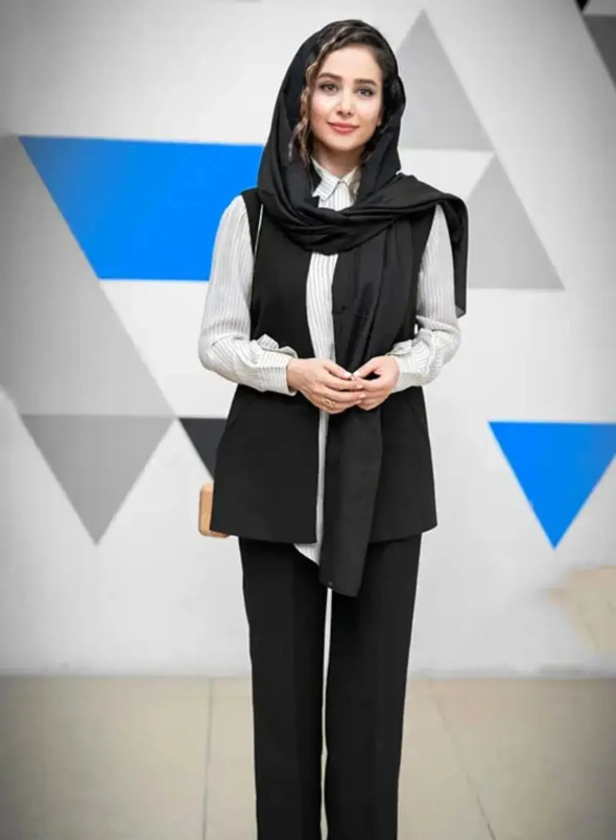 الناز10