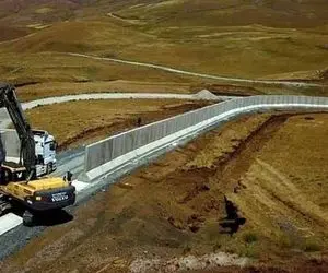 ترکیه در مرز خود با ایران دیوار بتنی می‌کشد