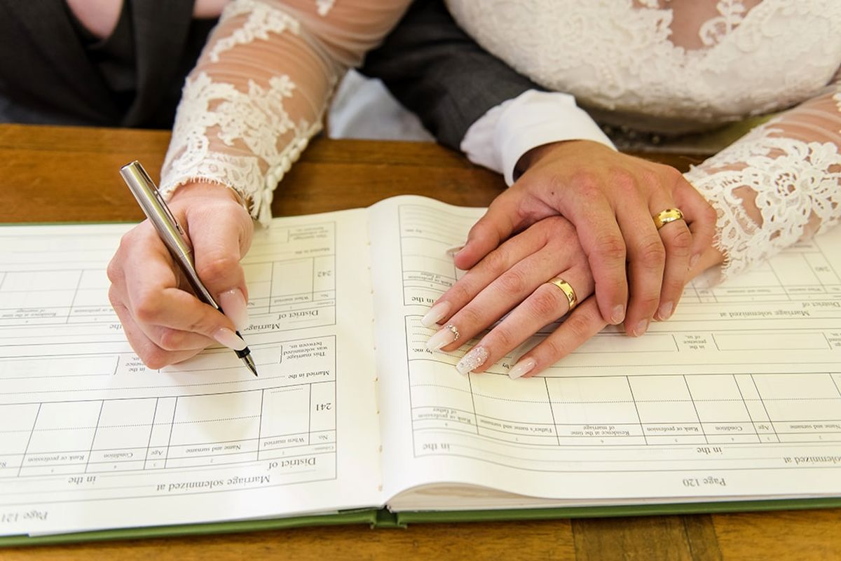 Wedding-Register-in-Hertford-Ceremony