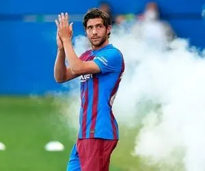 چرا بارسلونا قید مدافعش را زد؟