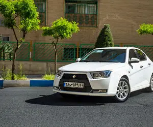 کشمکش بورس و ایران خودرو بر سر عرضه دنا پلاس!