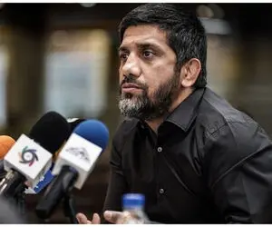 واکنش تند علیرضا دبیر به عکس یادگاری فغانی با ترامپ