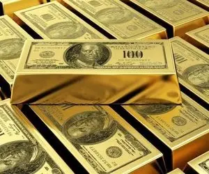 دلار به نفع طلا کنار کشید