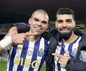 (عکس) اقدام بحث برانگیز پورتویی‌ها علیه مهدی طارمی