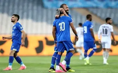 امیدواری باشگاه استقلال برای تمدید قرارداد ۴ بازیکن