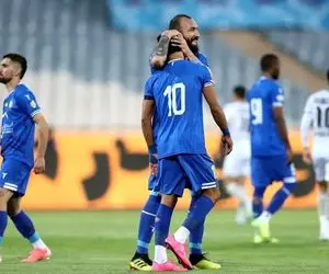 امیدواری باشگاه استقلال برای تمدید قرارداد ۴ بازیکن