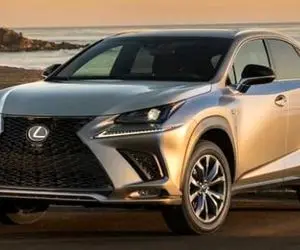 ورود 2 مدل خودرو جدید با برند لکسوس وارد ایران می شوند + قیمت