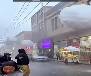 معماری طبیعت؛ آسمون به جا برف رو سر مردم موشک میندازه له شدن زیرش