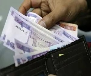 خبر مهم برای کارمندان؛ حقوق ها در سال 1403 حداقل چقدر زیاد می شود؟