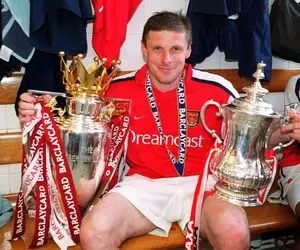 ستاره پیشین آرسنال به ارتش اوکراین پیوست!