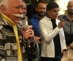 آواز اصیل؛ سالار عقیلی و ایرج خواجه امیری تو دورهمی با تورو دوستدارم از درون میرقصن