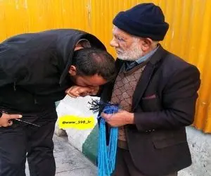 آواز جگرسوز؛ پیرمرد نابینا حنجرشو فرشته ها بوسه زدن با خوندنش چهار ستون بدنت میلرزه