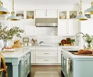 چیدانه خیلی قشنگ؛ آشپزخونه اگه کوچیک باشه چیدمانش خیلی سخته اینا رو ببین ایده بگیر