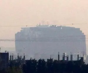 کانال سوئز باز شد ، حرکت کشتی باربری که کانال سوئز را مسدود کرده بود