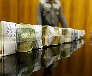 بدهی دولت ۲ برابر شد/ سیاست‌های انقباضی، استقراض بانک‌ها از بانک مرکزی را مهار کرد؟