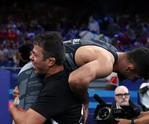 ساعت کشتی نیمه نهایی سعید اسماعیلی در المپیک چهارشنه 17 مرداد