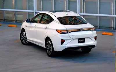 پیش فروش سدان J۷ کرمان موتور؛ شرایط فروش نقدی و اقساط