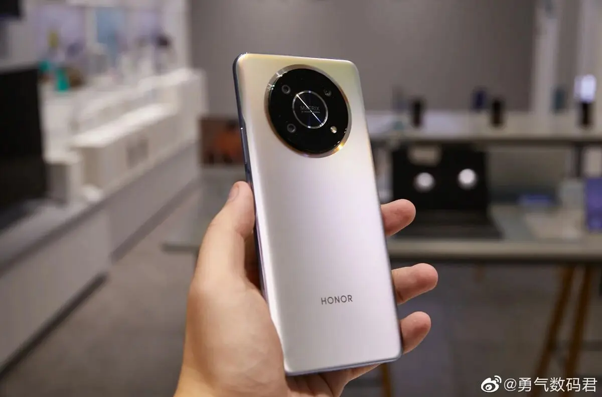 Honor-X303