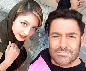 (عکس) ژست جدید و عجیب گلزار با لب های غنچه!