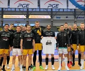 ادی احترام لژیونر  والیبال ایرانی به انصاریان و میناوند