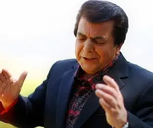 آواز مفرح؛ عباس قادری تو کوچه یک و تنها بربری به دست چه بهشتی آهنگ یادش بخیر رو خوند