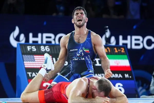 حسن یزدانی-دیوید تیلور