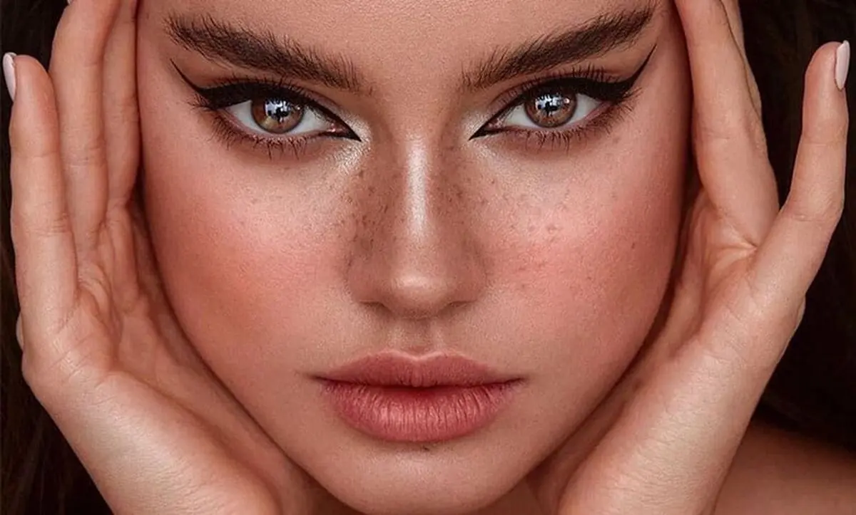 رژگونه زدن با توجه به فرم صورت