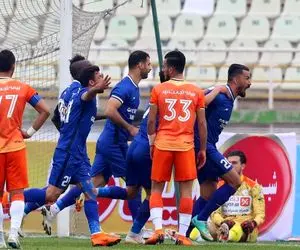 برد گل‌گهر در زمین سایپا