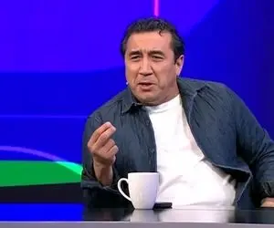 خداداد عزیزی بی ادبی اش در پخش زنده را با بی ادبی توجیه کرد