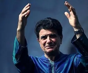 آواز ماندگار؛ استاد شجریان چنان با حس آهنگ آستان جانان رو میخونه که روح رو جلا میده