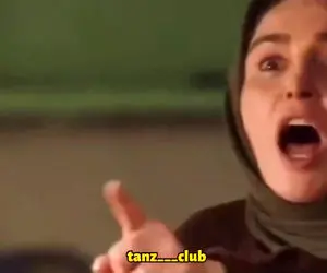 سکانس خندان؛ دعوای حسن پورشیرازی و ژاله صامتی سر تیک آبی