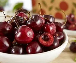 کرم داخل گیلاس در بدن انسان زنده می‌ماند؟