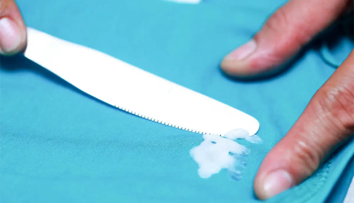 Remove-Candle-stains-clothing-www.zanemroozi.com_