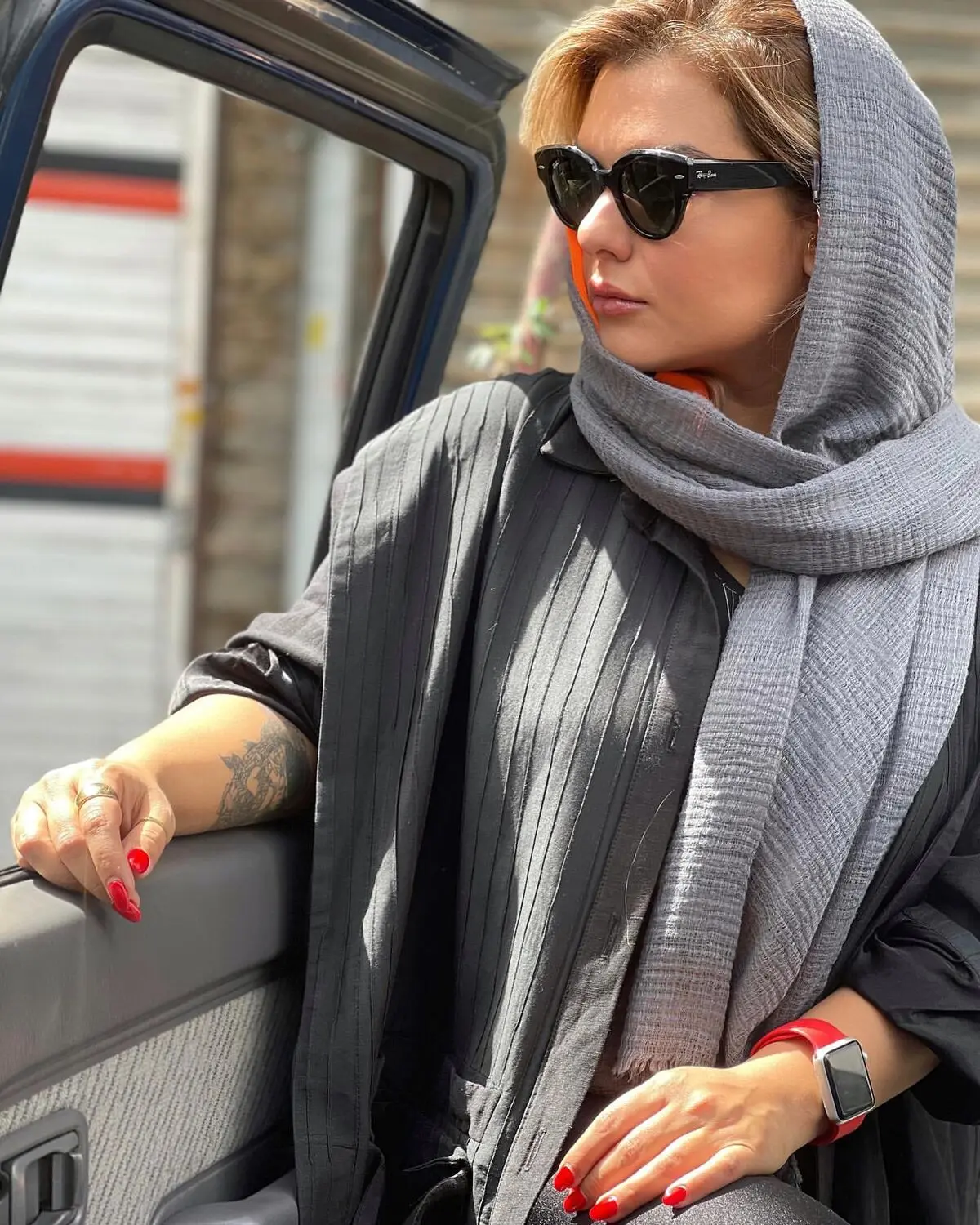 doniamadaniii_1651834561_1