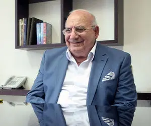 حمایت تمام قد اسطوره فوتبال ایران از فرهاد مجیدی