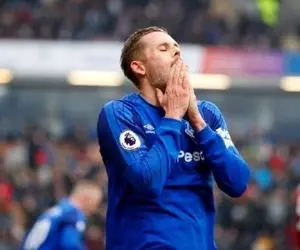 پیشنهاد نجومی الهلال به کاپیتان اورتون