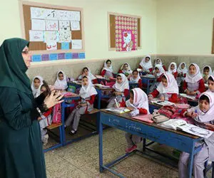 افزایش حقوق معلمان به در بسته می‌خورد؟
