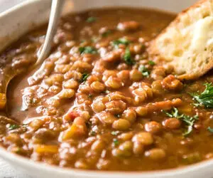 طرز تهیه یه عدسی لعاب دار و خوشمزه به سبک قهوه خونه ها