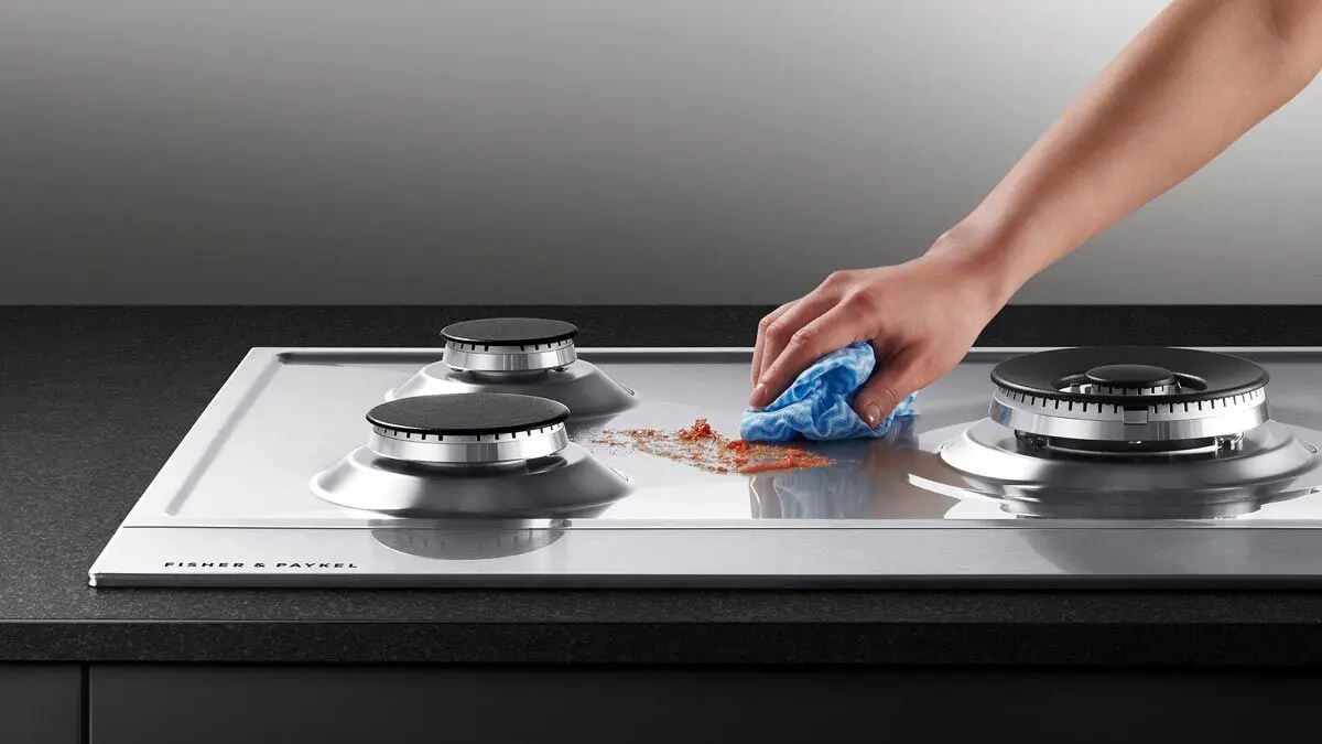 stove-being-cleaned3