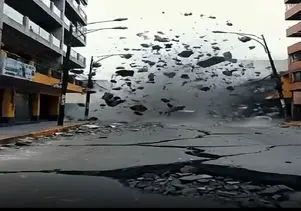 معماری طبیعت؛ زلزله آسفالت خیابونو هزار تیکه کرد از شدت فشار پرت میشن هوا