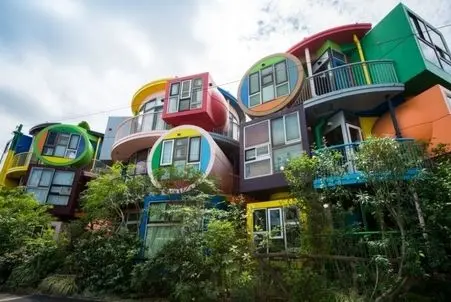 سازه ای که در آن نمیمیرید؛ اوستا بناهای ژاپنی این معماری رو از تخیلات به واقعیت آوردن