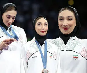 مبینا نعمت‌زاده با هودی آمریکایی کنار میباخ آلمانی