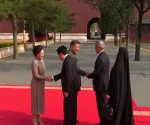 (ویدئو) پزشکیان با همسر رییس جمهور چین دست نداد