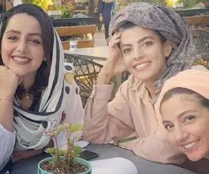 کافه بازی های نازنین بیاتی و حدیث میرامینی!